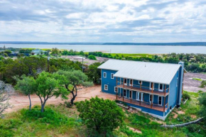 6bed 4bath 3 acres with 18i0 degree views pool firepit